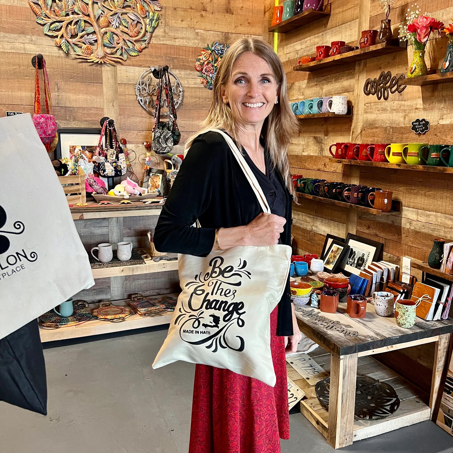 A beautiful and reliable canvas tote bag with strong handles for daily use and weekend getaways. Designed with an inspirational screen-printed graphic, this bag is functional and fashionable. 